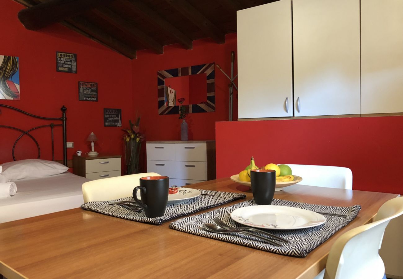 Appartamento a Desenzano del Garda - Desenzanoloft La Baita CIN IT017067B4TKZQNWTZ