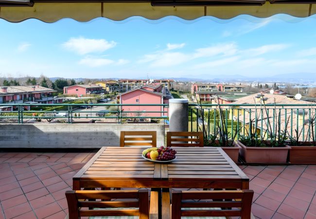 Appartamento a Desenzano del Garda - DesenzanoLoft Paradise Lake View Appartamento a Desenzano del Garda - DesenzanoLoft Paradise Lake View