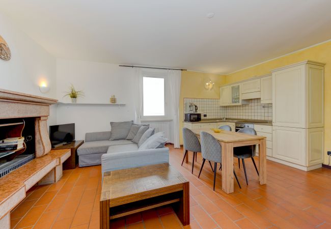 Villa a Soiano del Lago - Rustico Belvedere - Soiano del lago Villa a Soiano del Lago - Rustico Belvedere - Soiano del lago