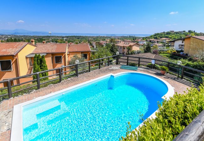 Villa a Soiano del Lago - Rustico Belvedere - Soiano del lago Villa a Soiano del Lago - Rustico Belvedere - Soiano del lago