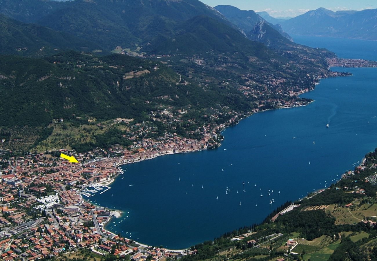 Appartamento a Salò - L'Orologio con balcone vista lago nel centro storico di Salò