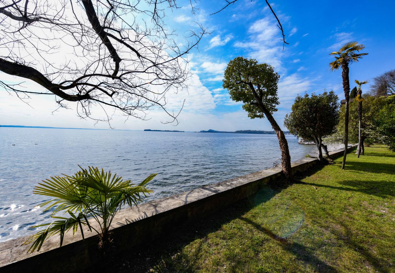 Villa a Gardone Riviera - Villa Magnolia a Lago - con giardino fronte lago Gardone Riviera