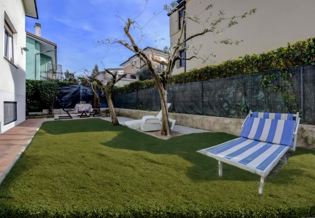 Villa a Desenzano del Garda - Desenzanoloft Villa Palm Garda Beach Villa a Desenzano del Garda - Desenzanoloft Villa Palm Garda Beach