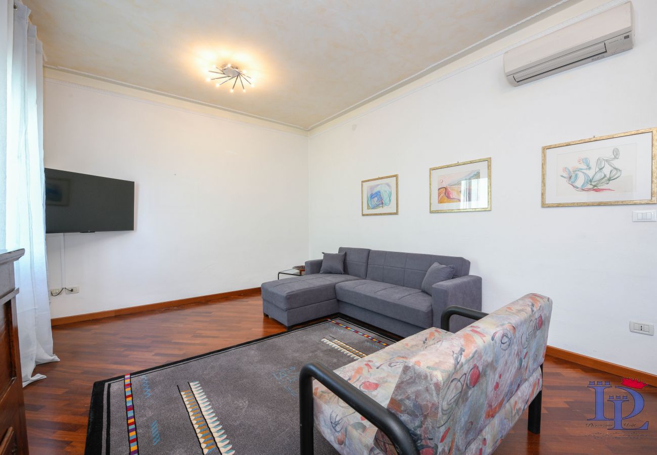 Villa a Desenzano del Garda - Desenzanoloft Villa Palm Garda Beach