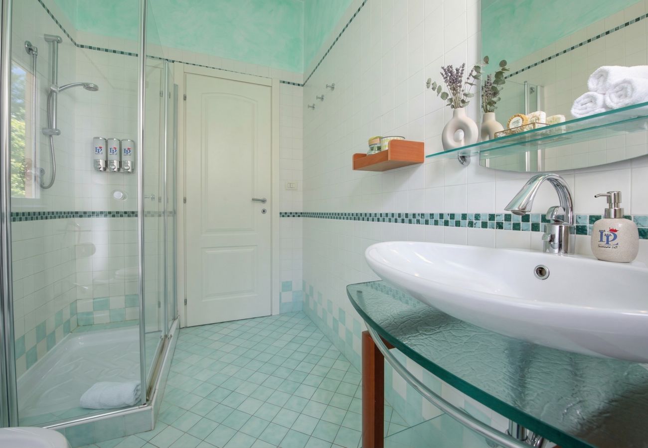 Villa a Desenzano del Garda - Palm Garda Beach Desenzano Sito Ufficiale: Risparmia