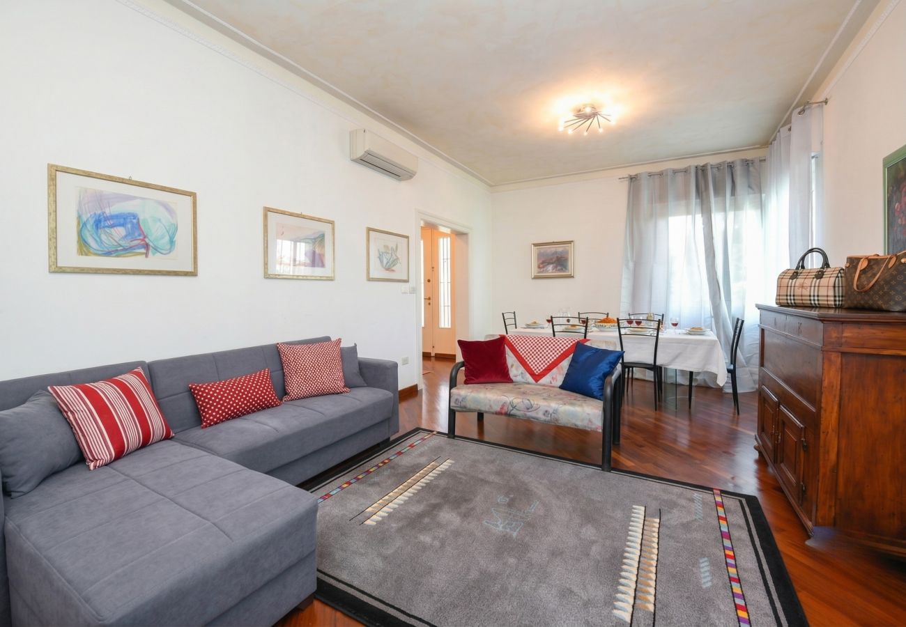 Villa a Desenzano del Garda - Palm Garda Beach Desenzano Sito Ufficiale: Risparmia