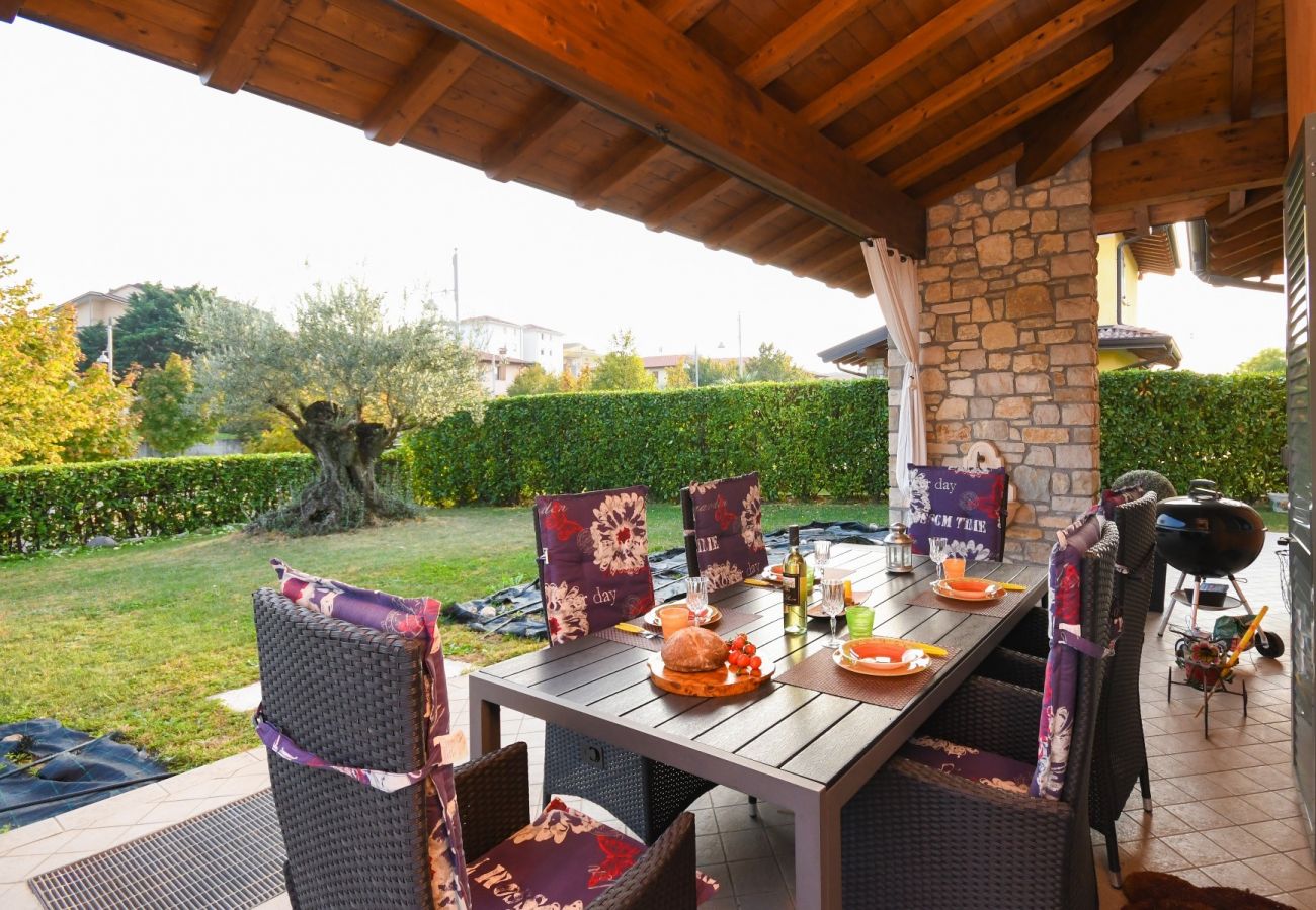 Villetta a Moniga del Garda - Orange: casa singola con giardino in centro a Moniga del garda