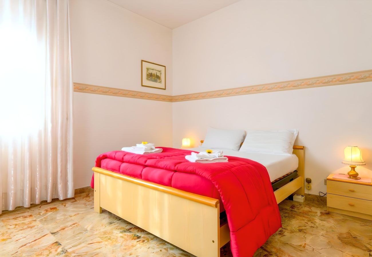 Appartamento a Desenzano del Garda - Desenzanoloft Il Girasole del Lago