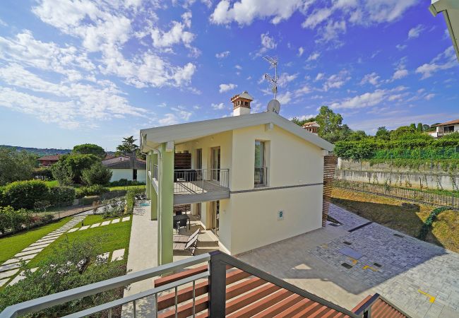 Casa a schiera a Manerba del Garda - Gardaliva1: in residence con piscina e vista lago vicino alla spiaggia