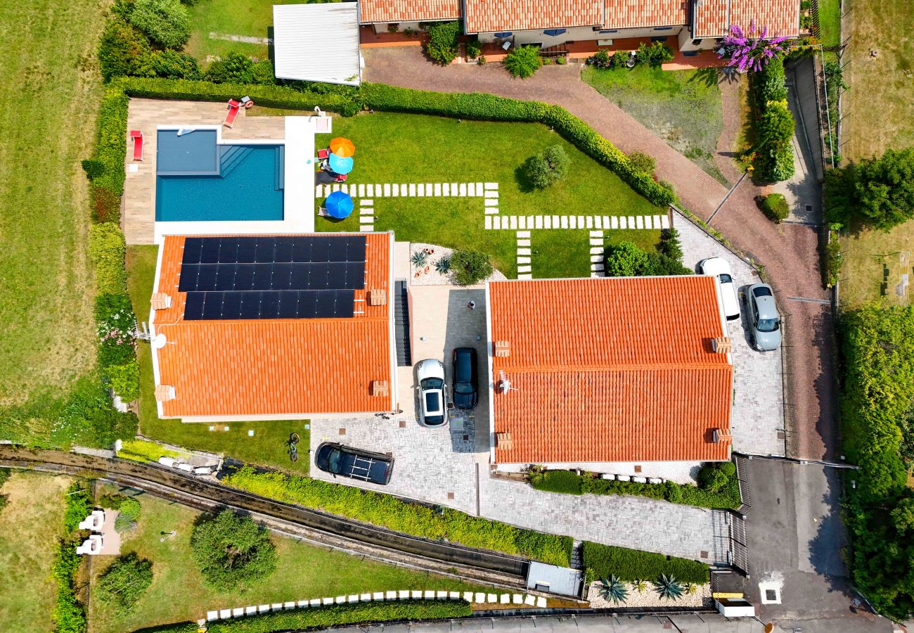 Studio a Manerba del Garda - Gardaliva 4: in piccolo residence con piscina vicino al lago