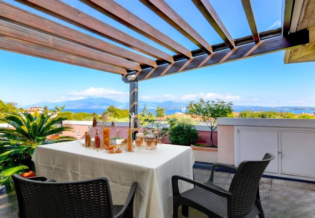 Appartamento a Desenzano del Garda - Desenzanoloft Gardastar Appartamento a Desenzano del Garda - Desenzanoloft Gardastar