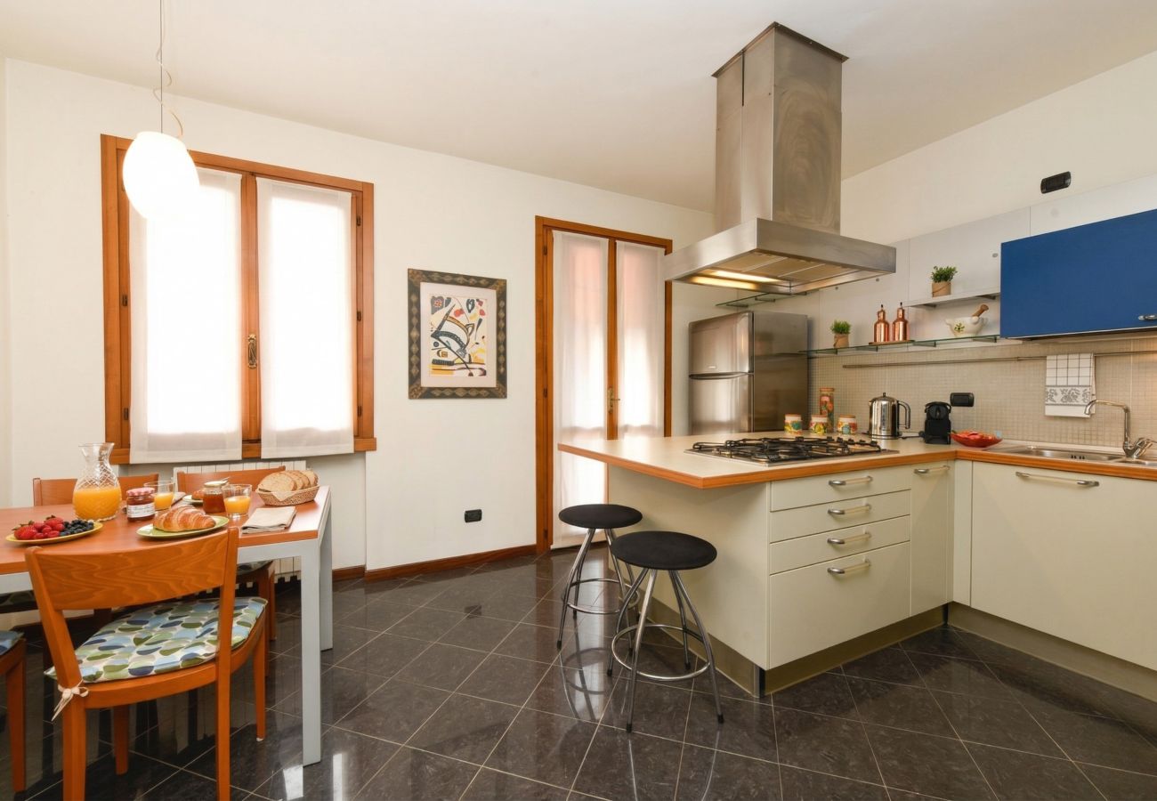 Appartamento a Desenzano del Garda - Desenzanoloft Gardastar