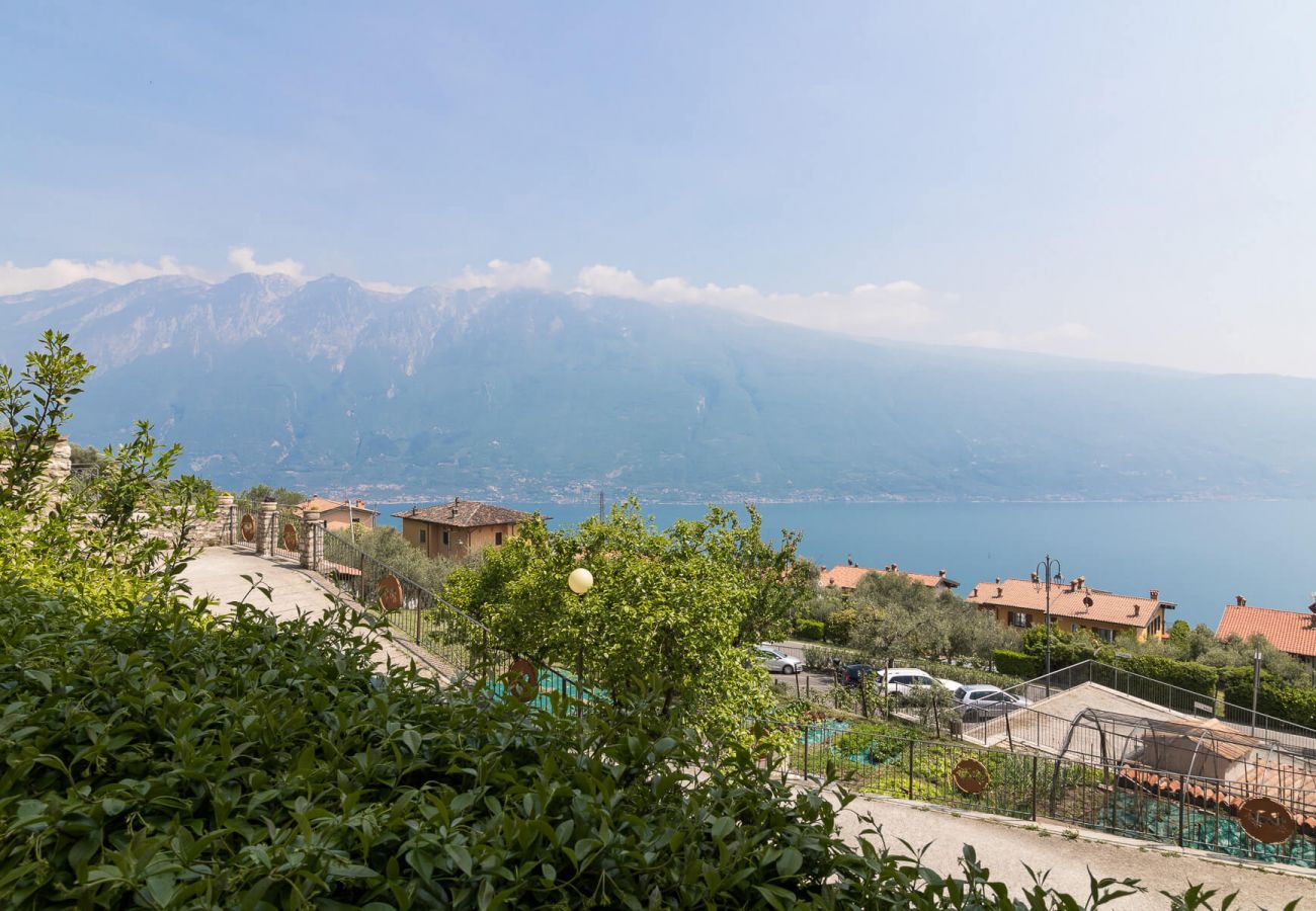 Appartamento a Tignale - Rustico Minichèto - La Vigna: curato nei dettagli con balcone vista lago