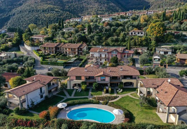 Appartamento a Toscolano-Maderno - Happiness: con piscina e vista lago