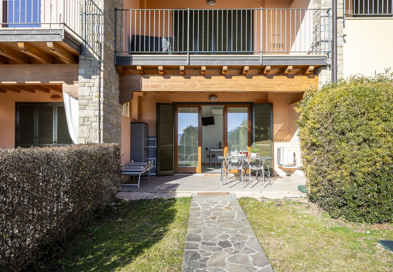 Appartamento a Toscolano-Maderno - Happiness: con piscina e vista lago