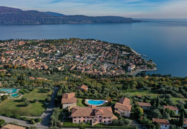 Appartamento a Toscolano-Maderno - 7 Sunshine: con vista lago e piscina