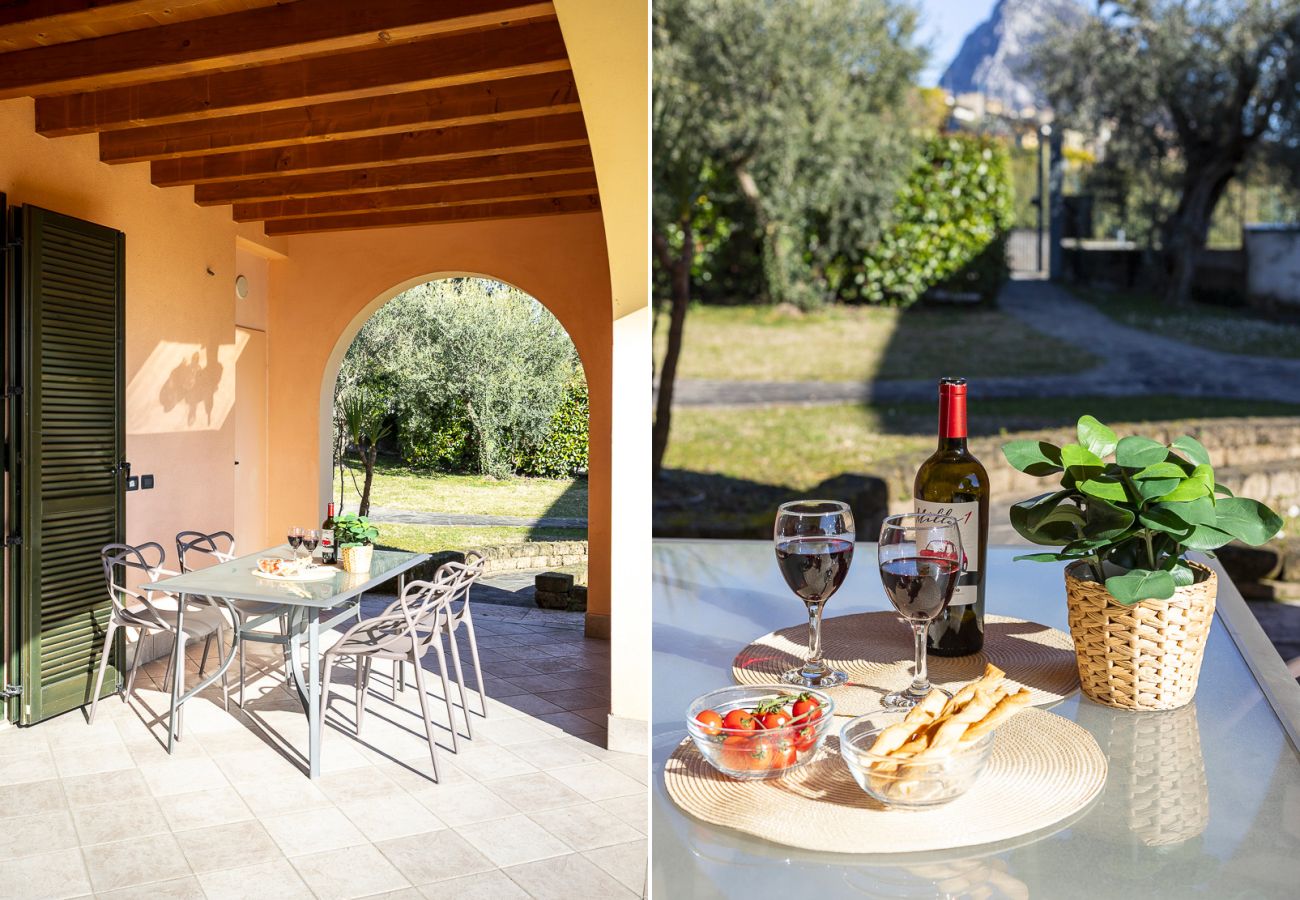 Appartamento a Toscolano-Maderno - 7 Sunshine: con vista lago e piscina