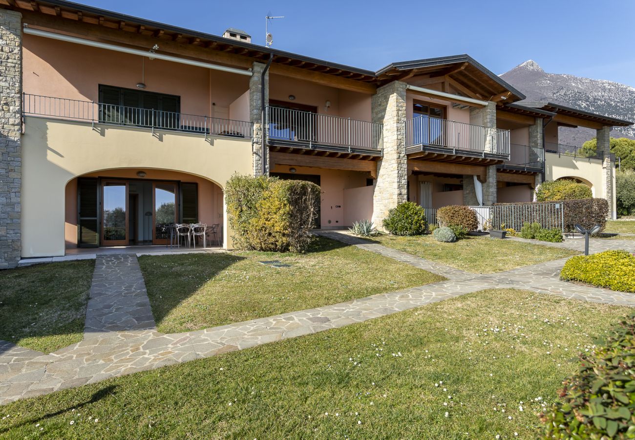 Appartamento a Toscolano-Maderno - Felicity: con Vista lago e piscina