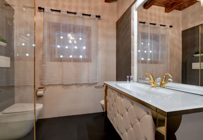 Appartamento a Desenzano del Garda - Desenzanoloft Swarovski & Pool Appartamento a Desenzano del Garda - Desenzanoloft Swarovski & Pool