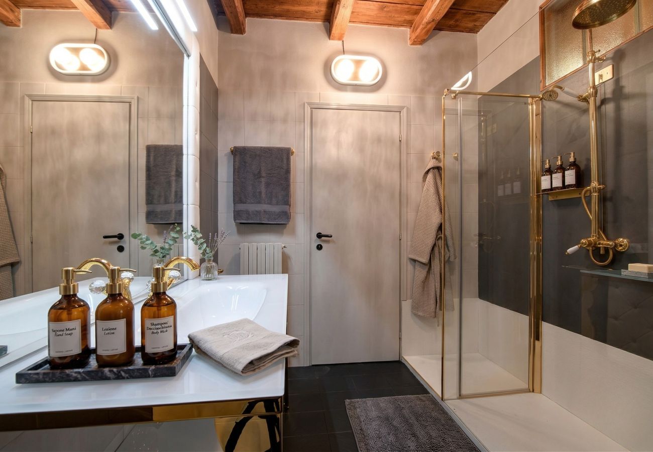 Appartamento a Desenzano del Garda - Desenzanoloft Swarovski & Pool