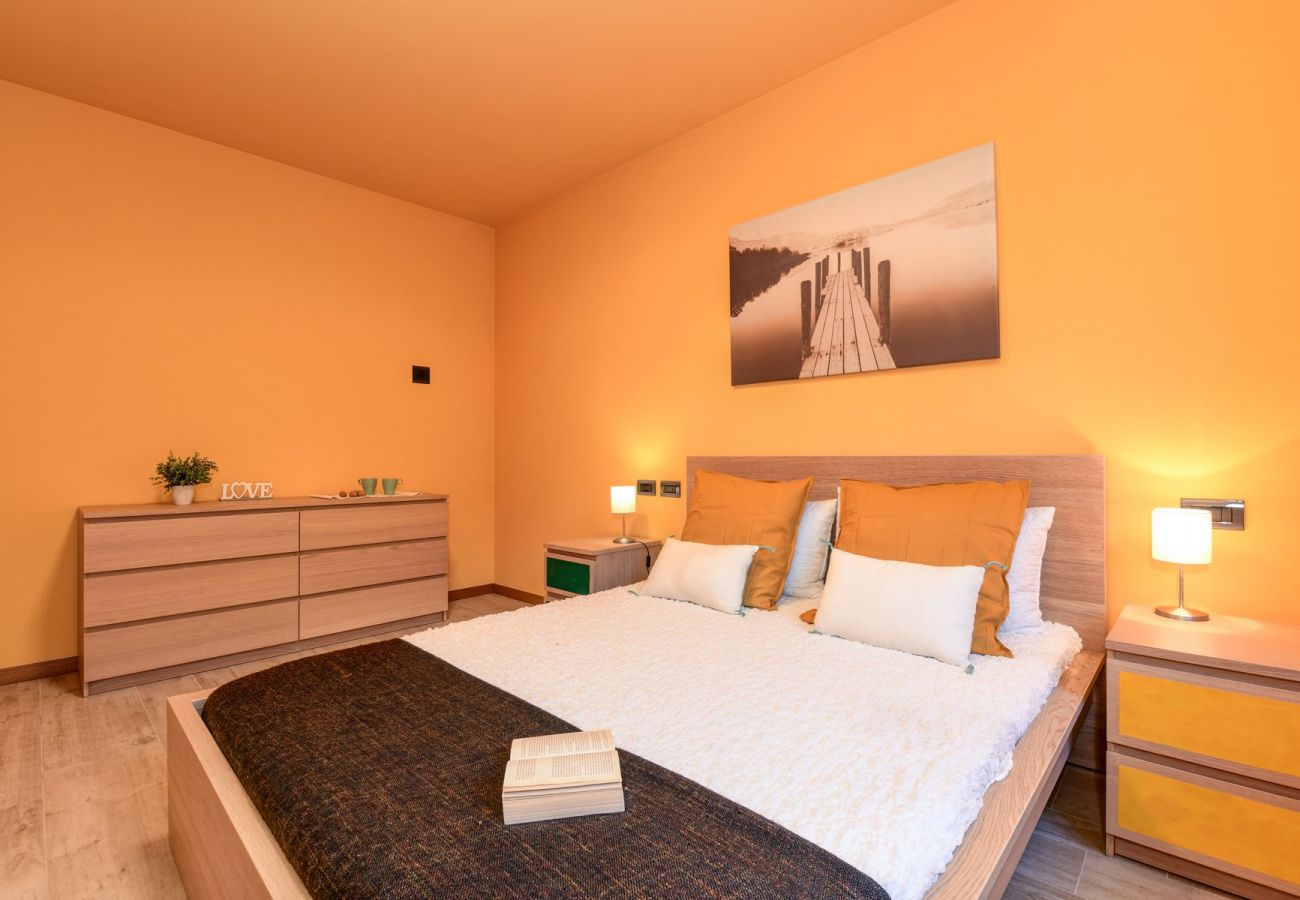 Villa a Polpenazze del Garda - Villa Sinfonia: con tre camere da letto e vista lago