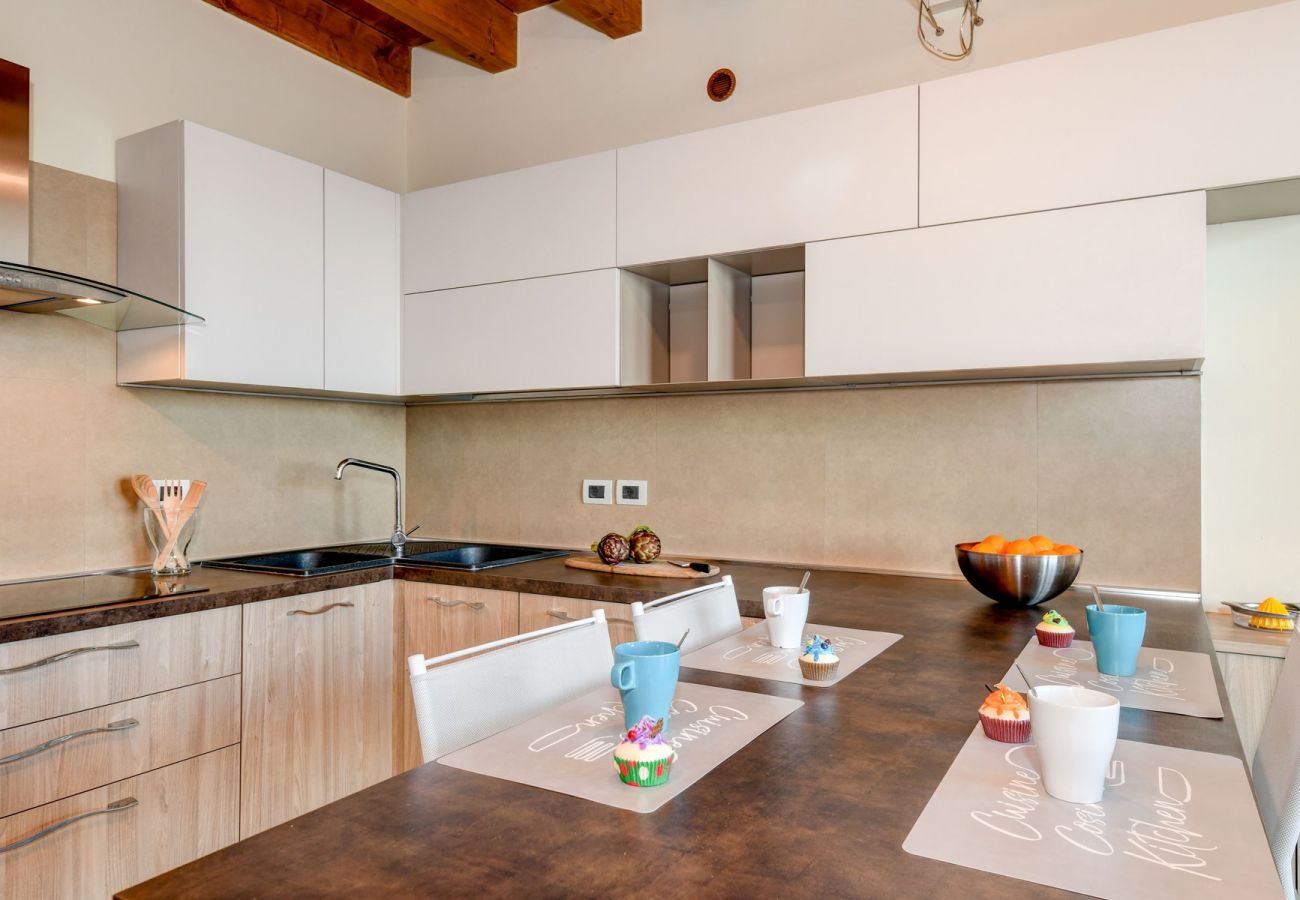Villa a Polpenazze del Garda - Villa Sinfonia: con tre camere da letto e vista lago