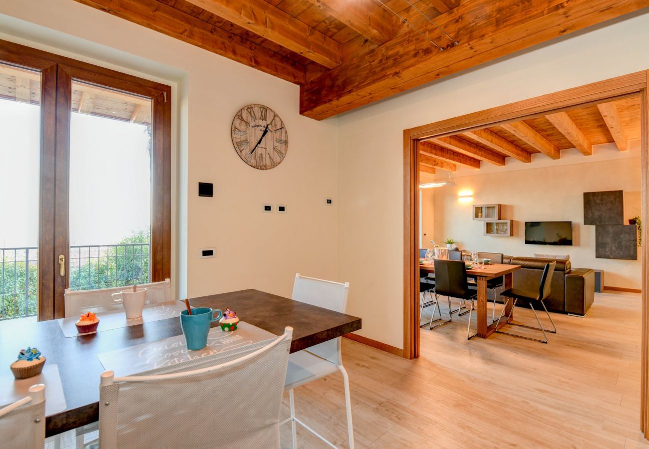 Villa a Polpenazze del Garda - Villa Sinfonia: con tre camere da letto e vista lago
