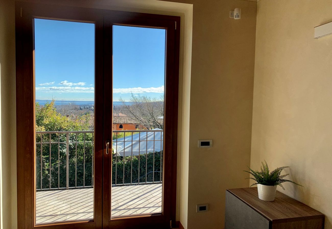 Villa a Polpenazze del Garda - Villa Sinfonia: con tre camere da letto e vista lago