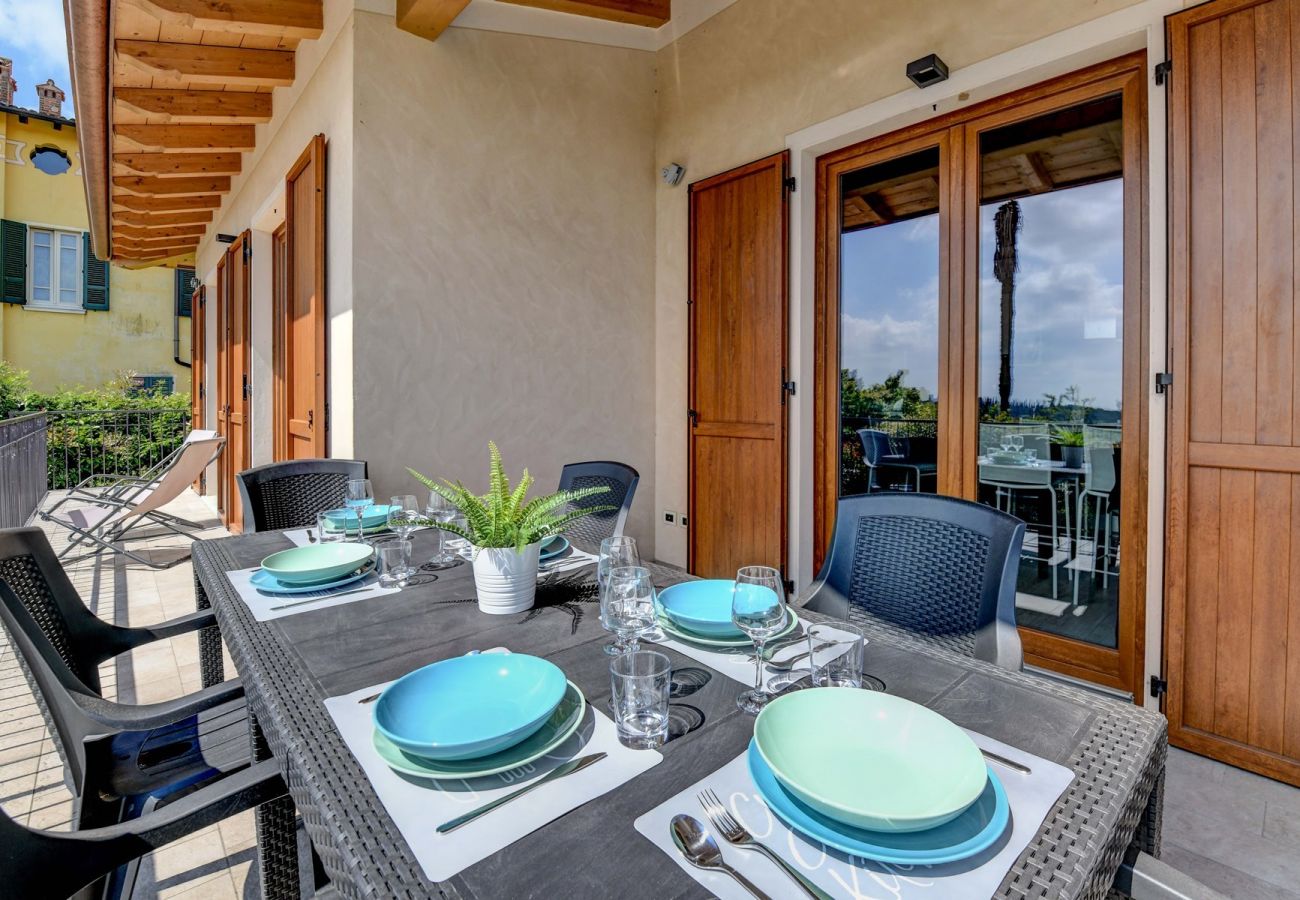 Villa a Polpenazze del Garda - Villa Sinfonia: con tre camere da letto e vista lago