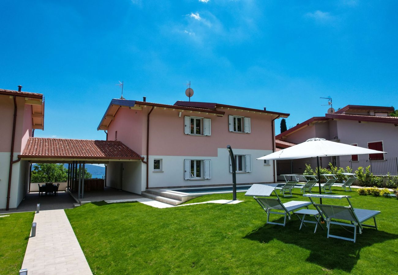 Villa a Toscolano-Maderno - Le Casette - Leccino con vista lago, piscina e jacuzzi