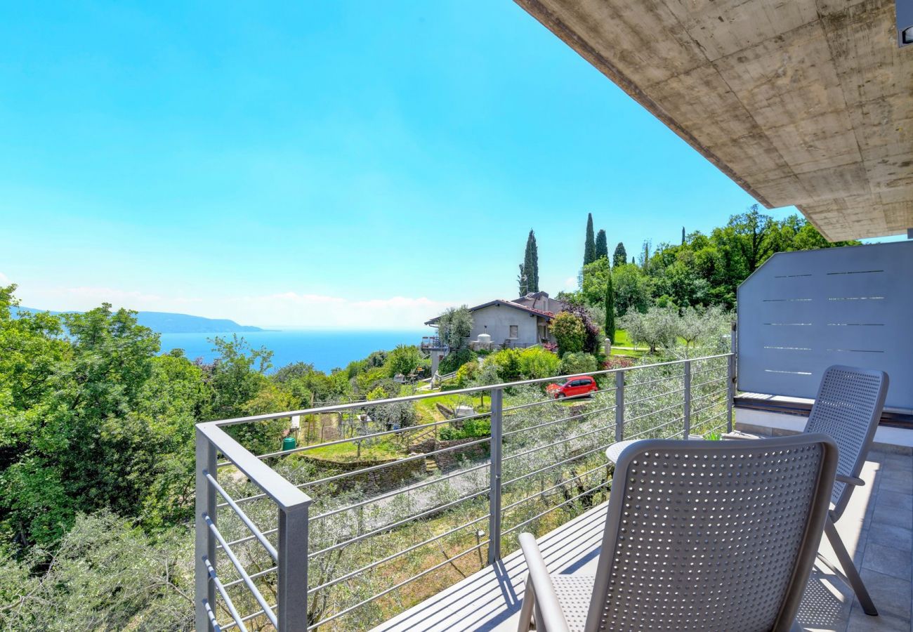 Villa a Toscolano-Maderno - Le Casette - Leccino con vista lago, piscina e jacuzzi