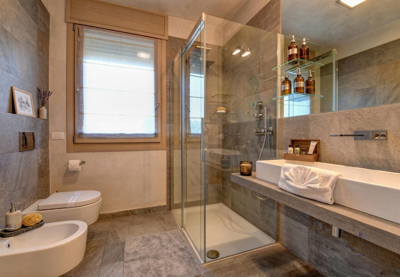 Appartamento a Desenzano del Garda - Desenzanoloft Oscar Luxury Suite