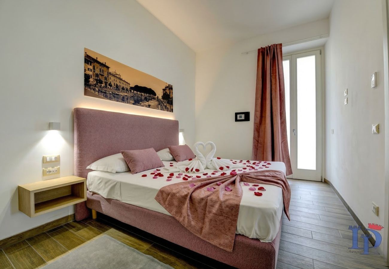 Appartamento a Desenzano del Garda - Desenzanoloft Palazzo Visconti - Garda Chiaretto