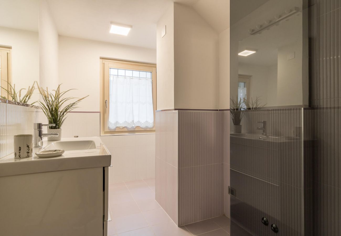 Villa a Padenghe sul Garda - Villa Gioia con piscina privata