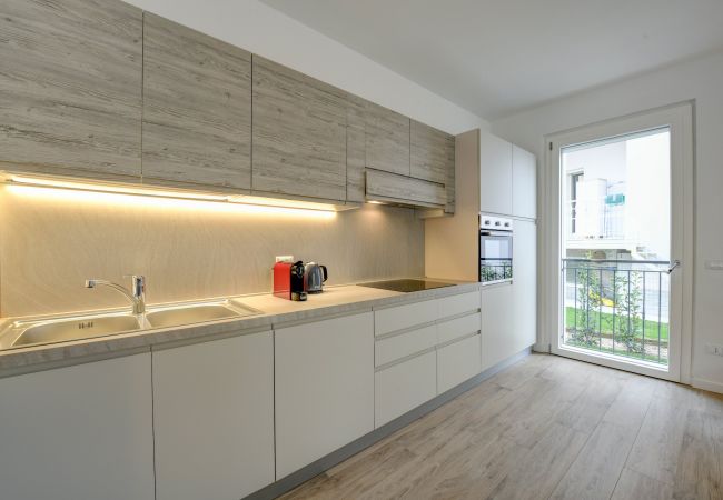 Appartamento a Toscolano-Maderno - Maison Bellini: a due passi dal lago con piscina Appartamento a Toscolano-Maderno - Maison Bellini: a due passi dal lago con piscina