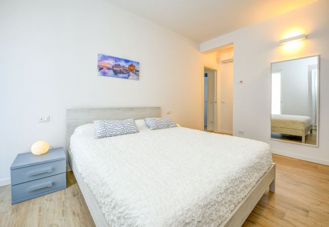 Appartamento a Toscolano-Maderno - Maison Bellini: a due passi dal lago con piscina Appartamento a Toscolano-Maderno - Maison Bellini: a due passi dal lago con piscina