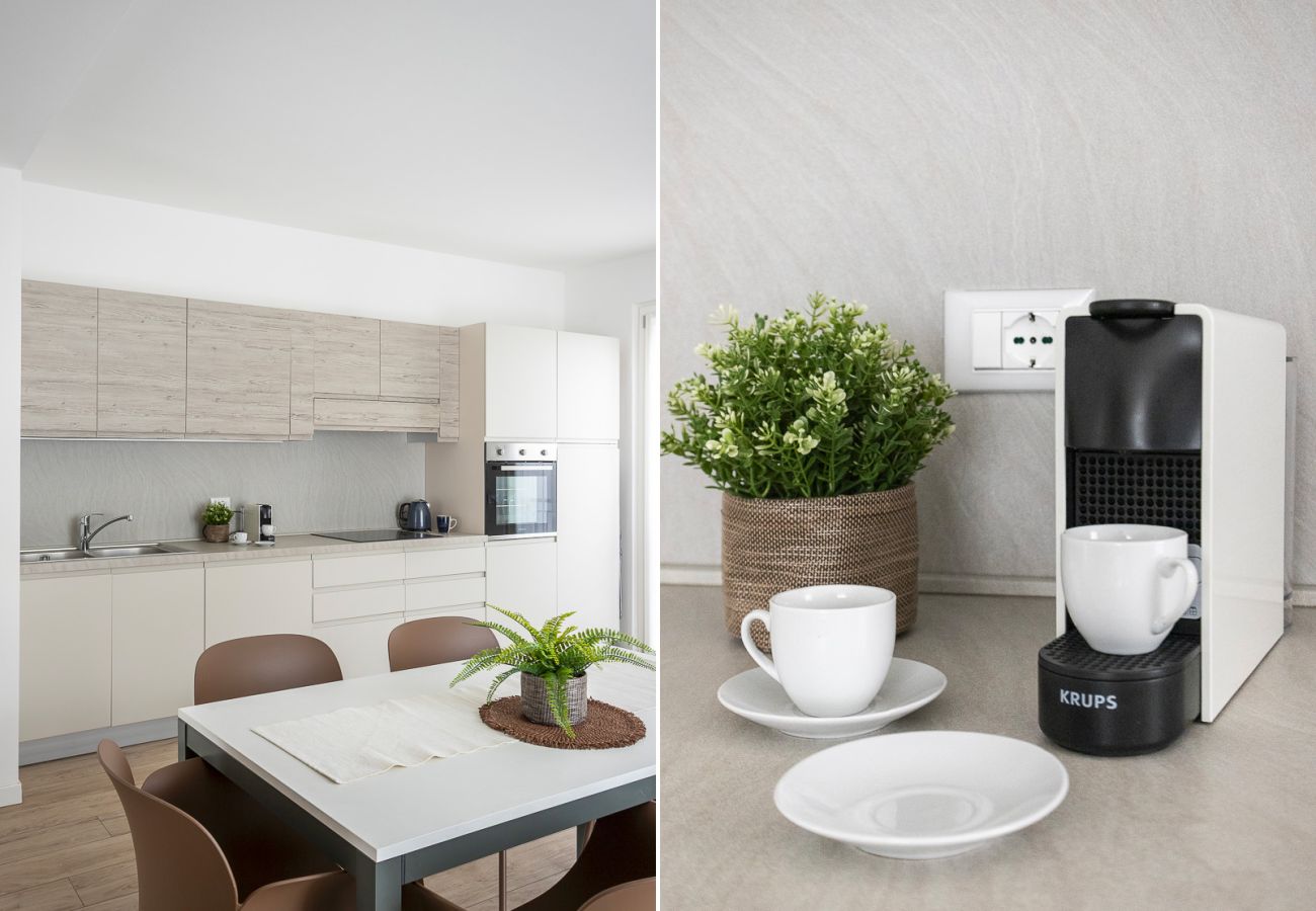 Appartamento a Toscolano-Maderno - Maison Bellini: a due passi dal lago con piscina