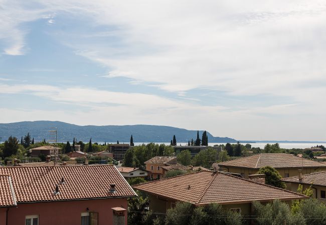 Appartamento a Toscolano-Maderno - Maison Bellini 4 con piscina e a due passi dal lago Appartamento a Toscolano-Maderno - Maison Bellini 4 con piscina e a due passi dal lago