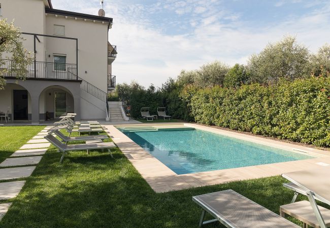 Appartamento a Toscolano-Maderno - Maison Bellini 4 con piscina e a due passi dal lago Appartamento a Toscolano-Maderno - Maison Bellini 4 con piscina e a due passi dal lago