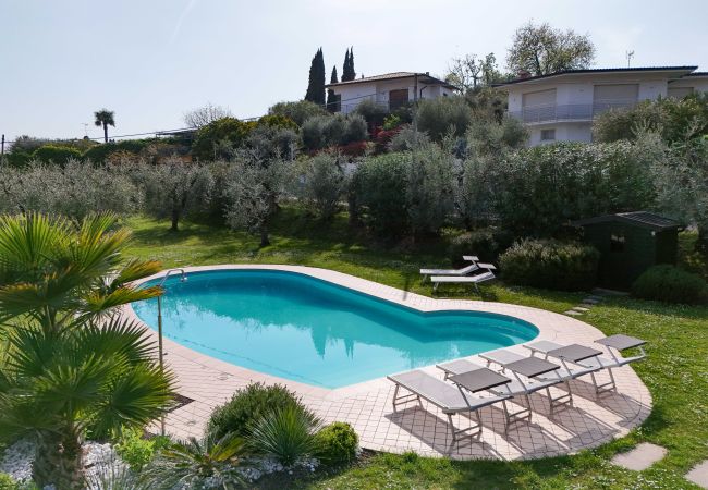 Villa a Manerba del Garda - Villa di Lusso Oleander con piscina privata