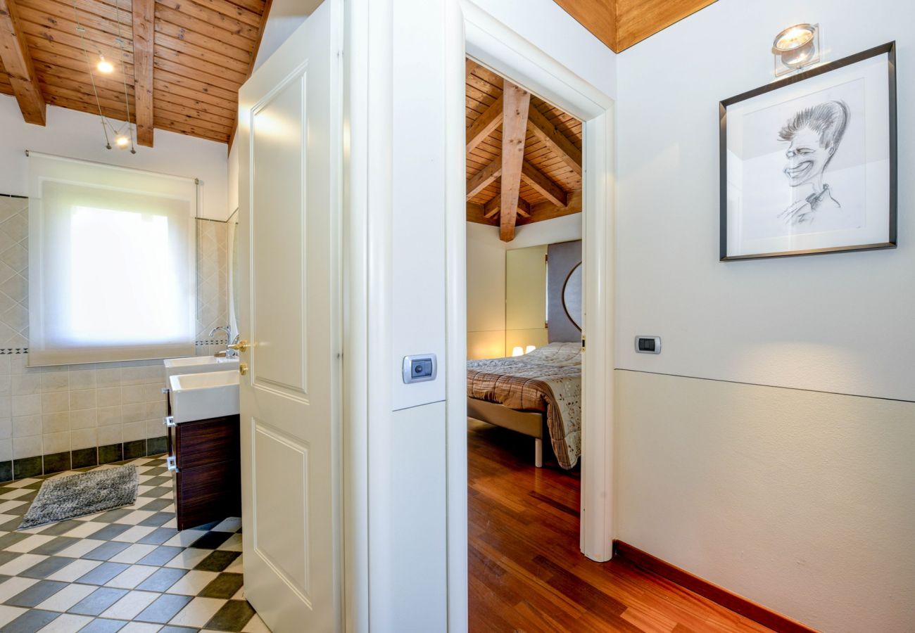 Villa a Manerba del Garda - Villa di Lusso Oleander con piscina privata