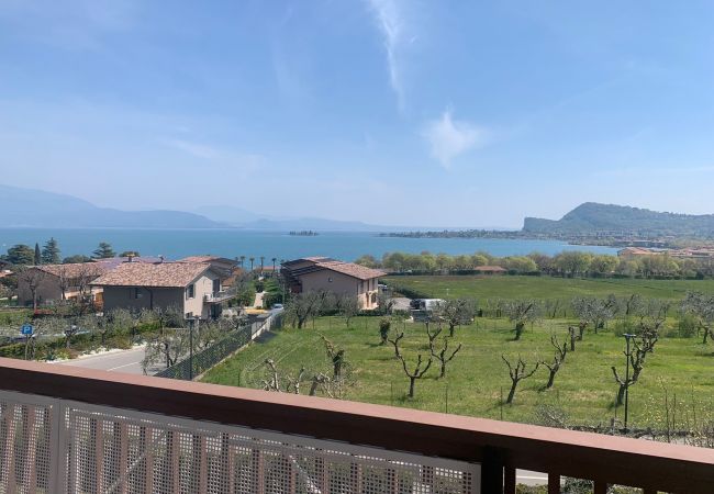Appartamento a Manerba del Garda - The View: con meravigliosa vista lago Appartamento a Manerba del Garda - The View: con meravigliosa vista lago