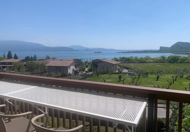 Appartamento a Manerba del Garda - The View: con meravigliosa vista lago Appartamento a Manerba del Garda - The View: con meravigliosa vista lago