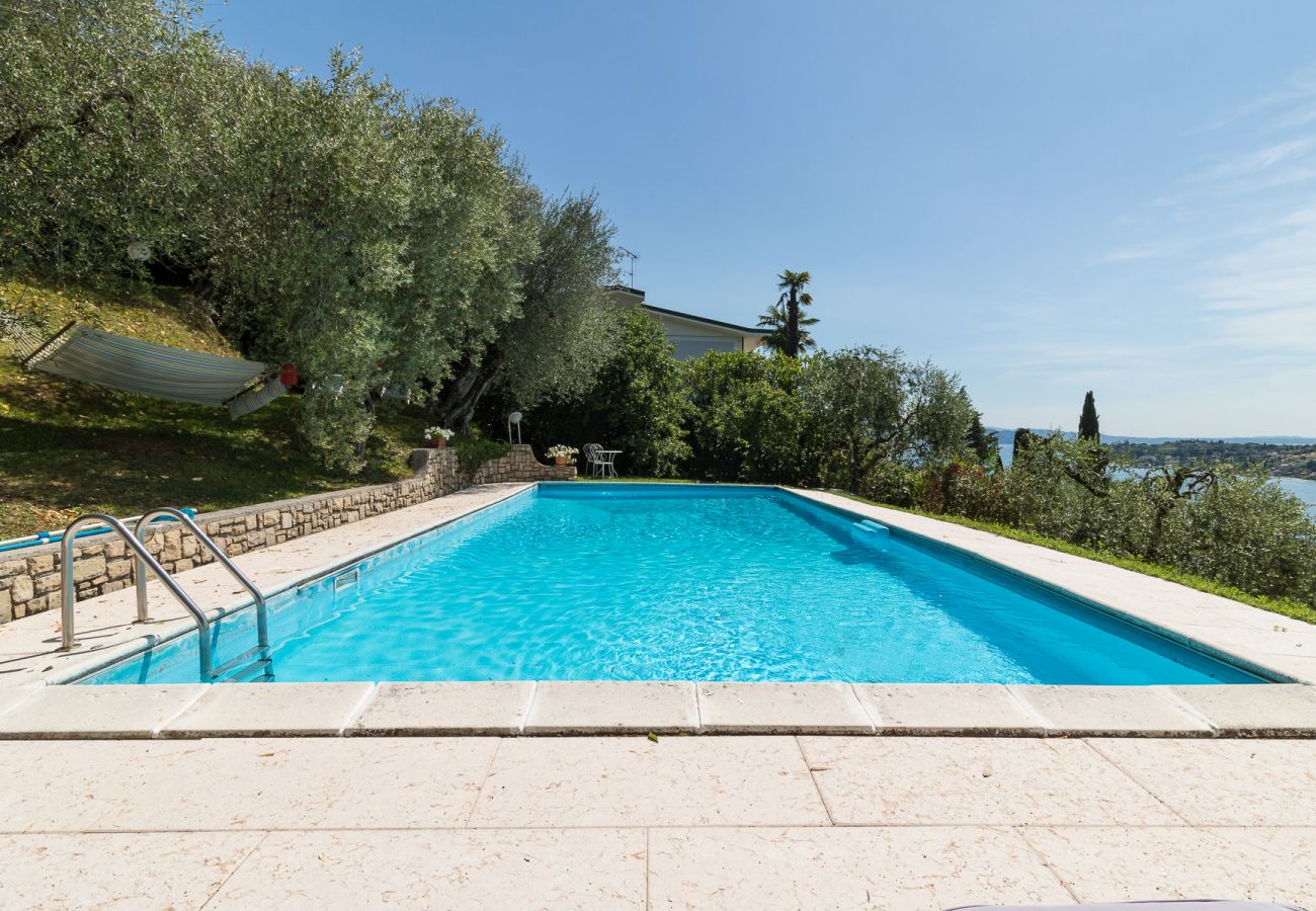 Villa a Salò - Villa Cuore con vista lago e piscina privata