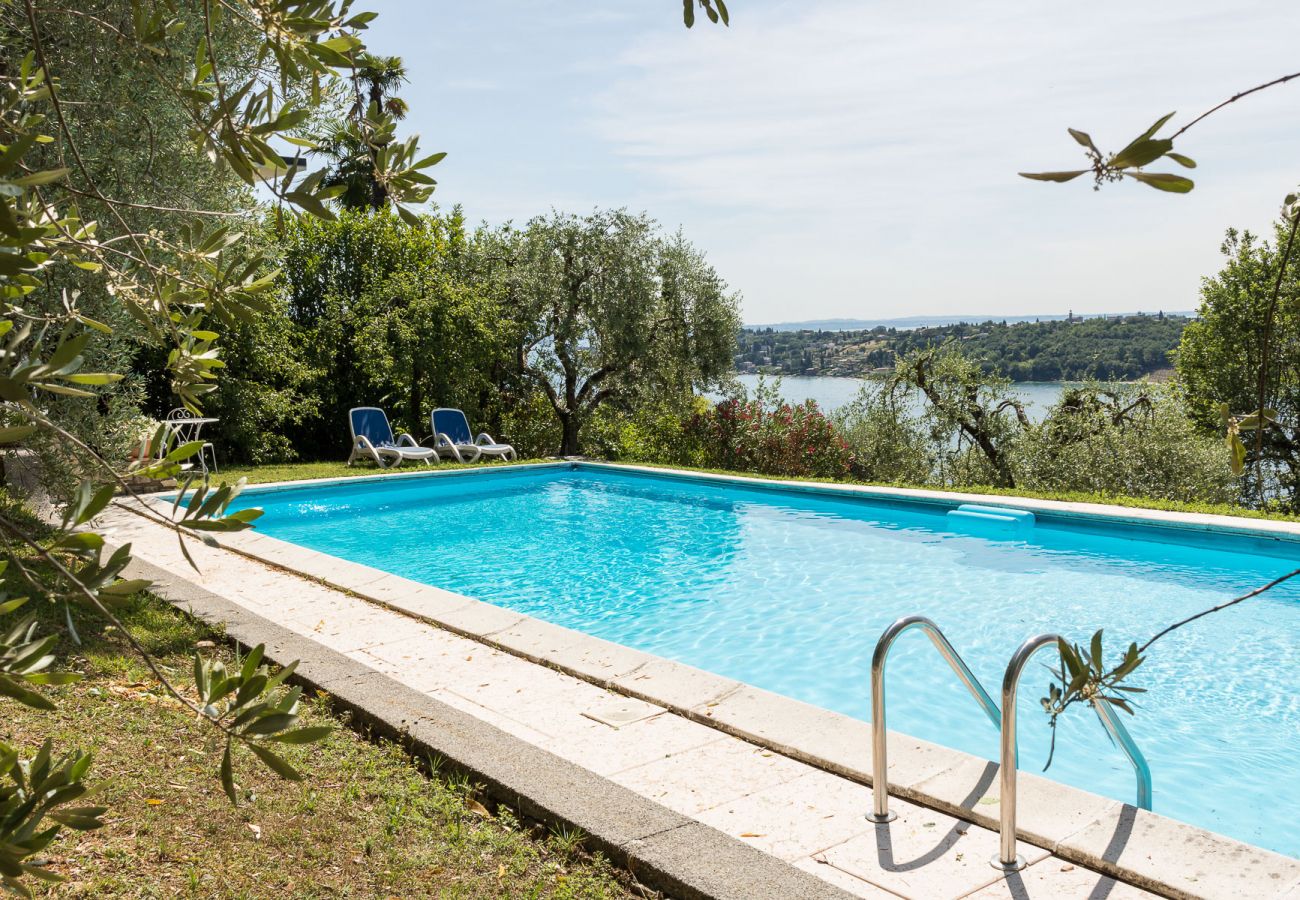 Villa a Salò - Villa Cuore con vista lago e piscina privata