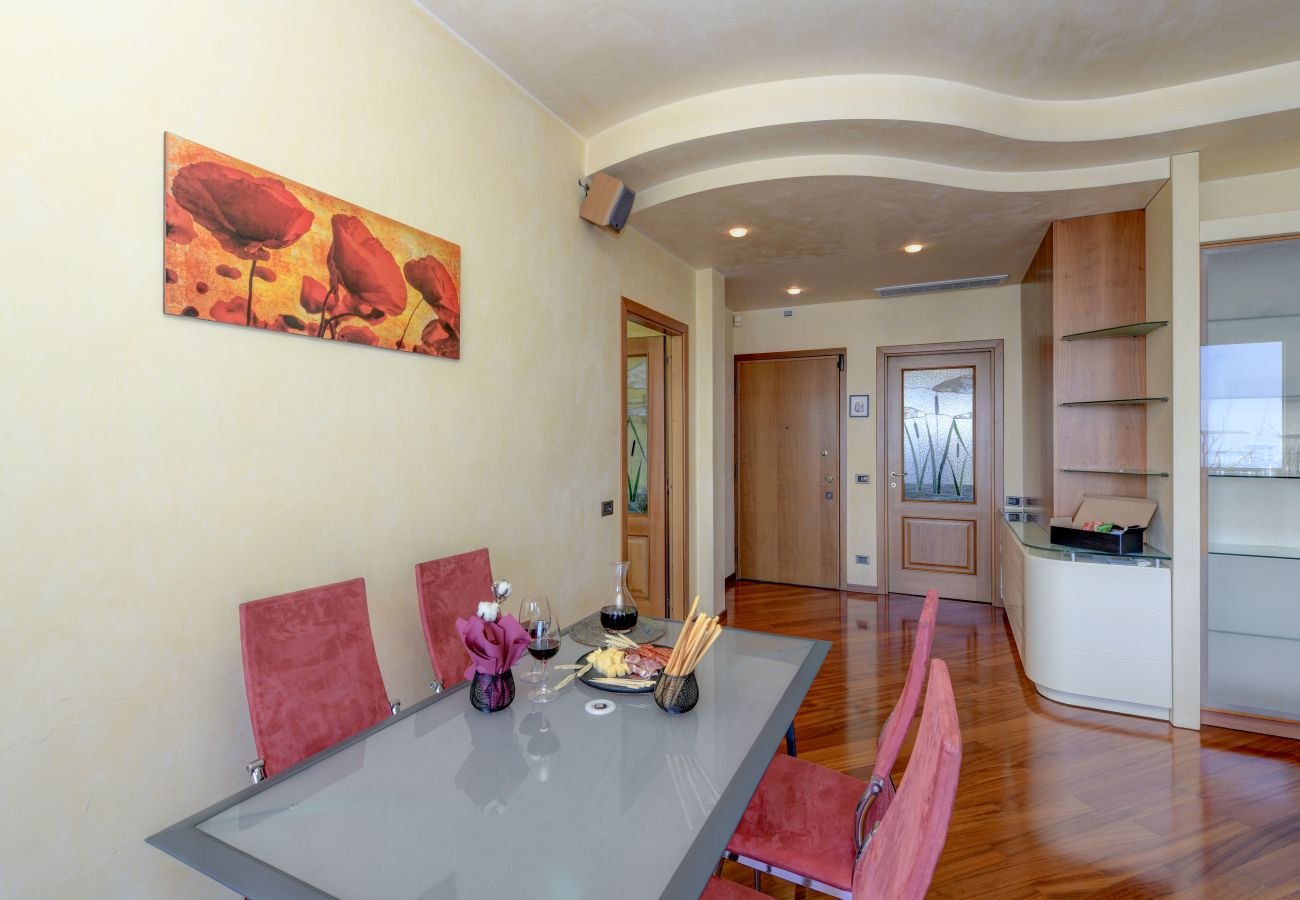 Appartamento a Desenzano del Garda - Desenzanoloft CHARMING ON THE LAKE 
