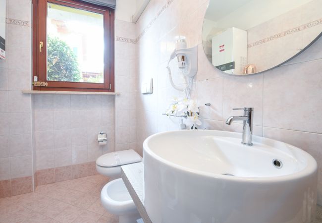 Villa a Desenzano del Garda - DesenzanoLoft Villa Luxury Jacuzzi & Garden Villa a Desenzano del Garda - DesenzanoLoft Villa Luxury Jacuzzi & Garden