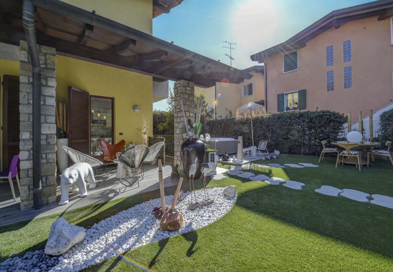 Villa a Desenzano del Garda - DesenzanoLoft Villa Luxury Jacuzzi & Garden