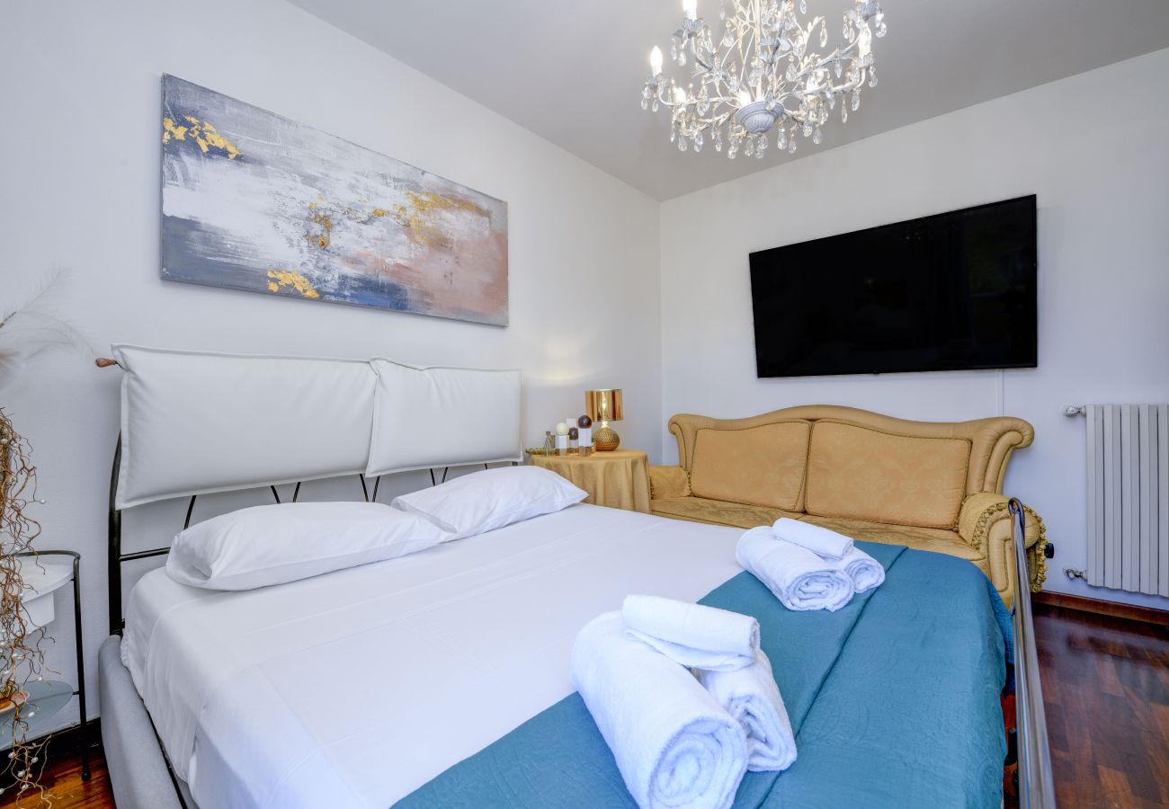 Villa a Desenzano del Garda - DesenzanoLoft Villa Luxury Jacuzzi & Garden