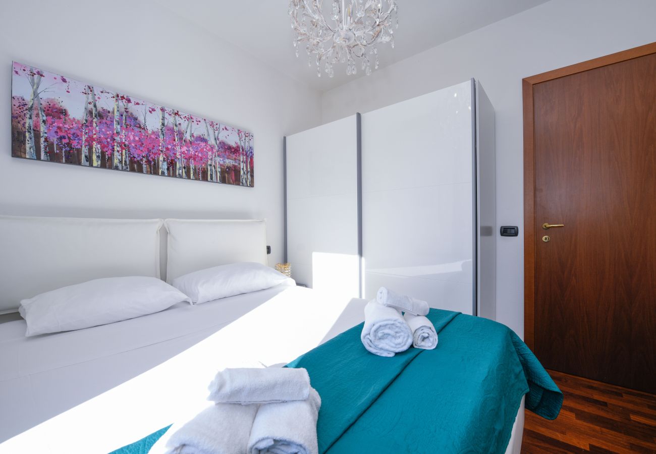 Villa a Desenzano del Garda - DesenzanoLoft Villa Luxury Jacuzzi & Garden
